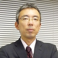 忌部　佳史